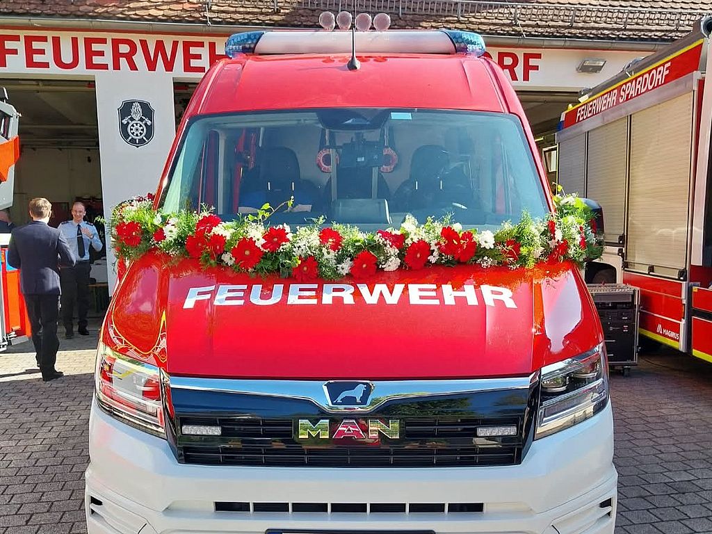 Martina Hülswitt: Fahrzeugweihe 1